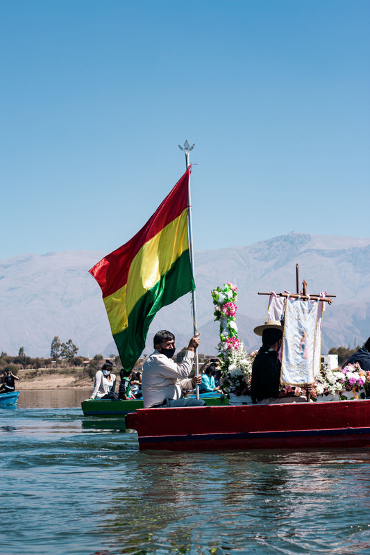 Bolivia independence day party with national flag decorations, patriotic tableware, and themed party supplies