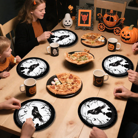 50 Pcs Crow Halloween Party Paper Plates - Grencian