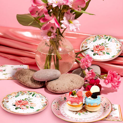96 Pcs Flower Party Plates and Napkins - Grencian