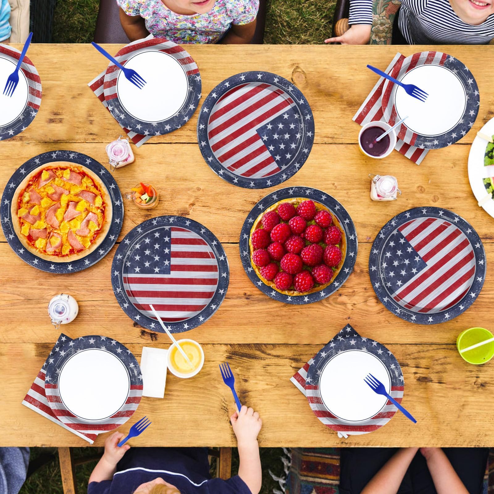 96 Pcs Nostalgia 4th of July Party Plates and Napkins - Grencian