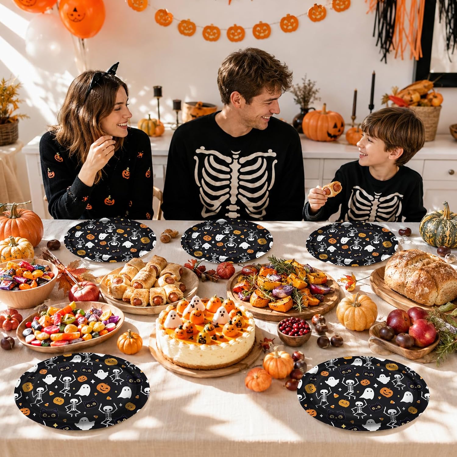 Family Halloween dinner with the cute ghost oval plates