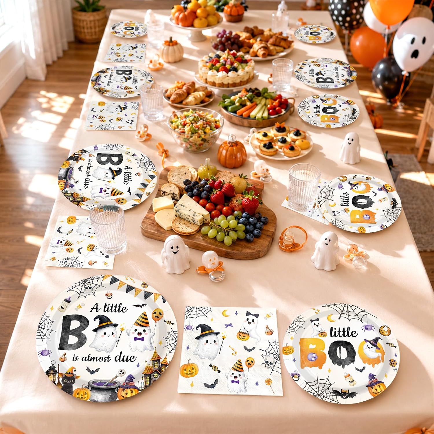 Full table setting with the Halloween baby shower set