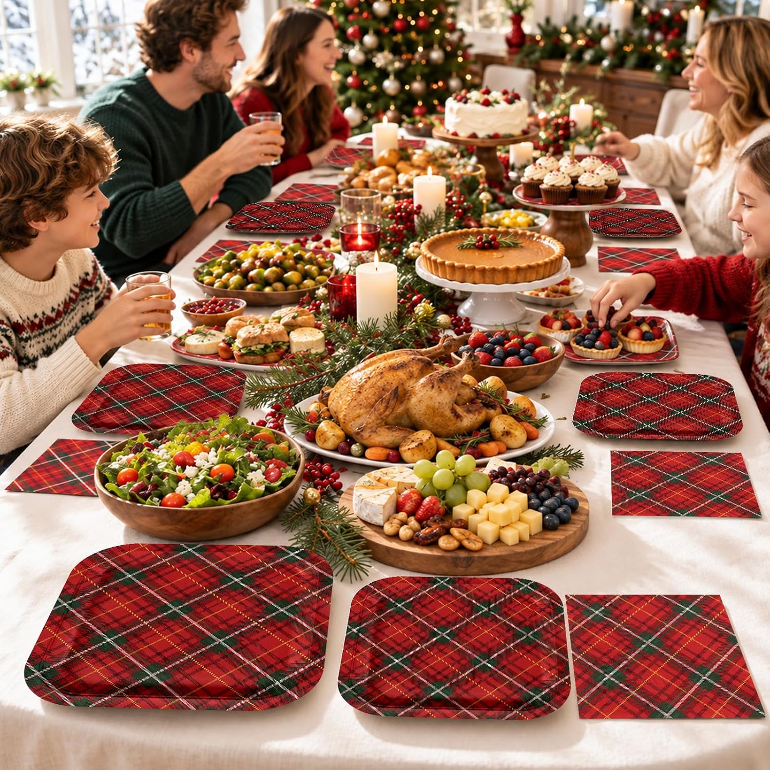 200Pcs Red Green Plaid Christmas Plates Napkins - Grencian