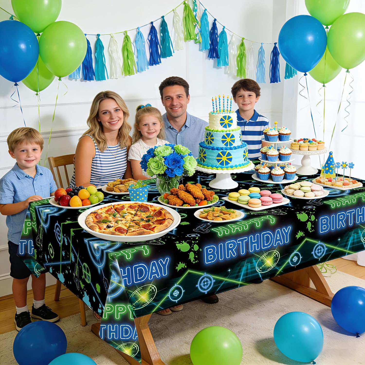 Package contents infographic showing 3 Grencian laser tag tablecloths