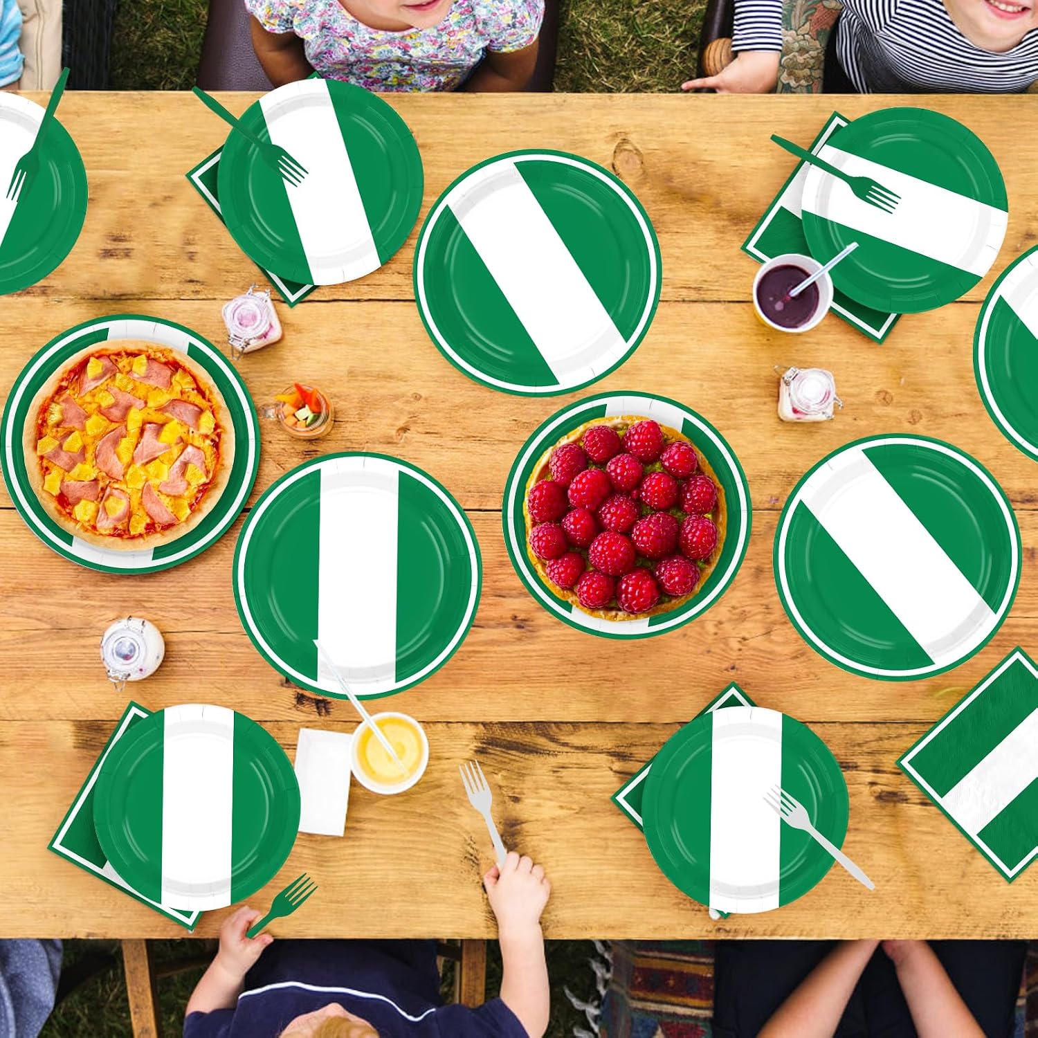 Nigeria themed party decorations table setting